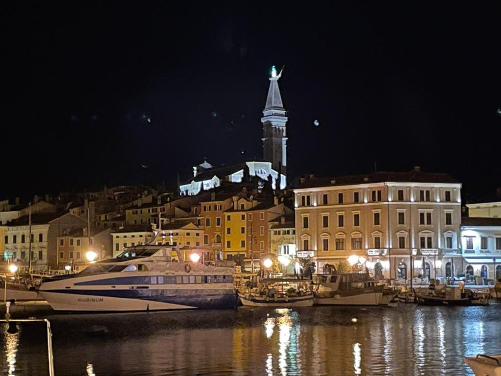 Molo Grande - Sea View Lägenhet Rovinj Exteriör bild
